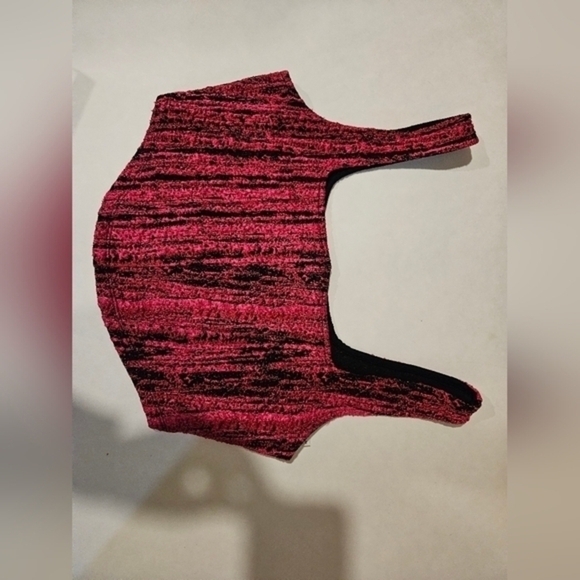 Zara Tops - Zara Cropped Tank Top‎